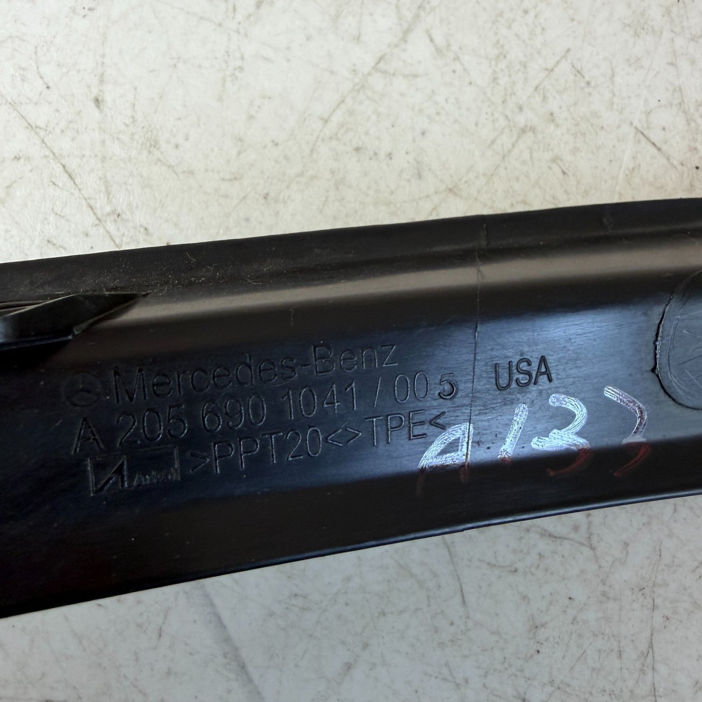 2015-2021 MERCEDES W205 C300 REAR RIGHT UPPER WATER DRIP RAIL A2056901041 OEM