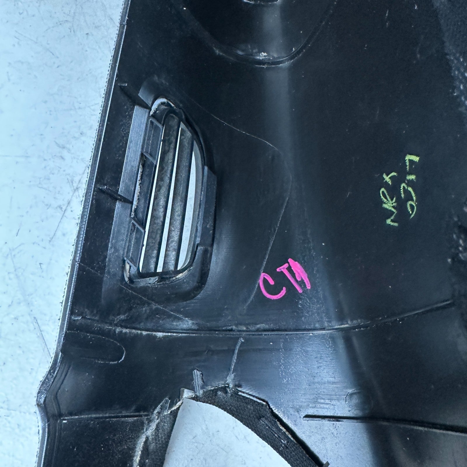 2014-2019 CHEVROLET CORVETTE C7 WINDSHIELD RIGHT SIDE A PILLAR TRIM COVER OEM