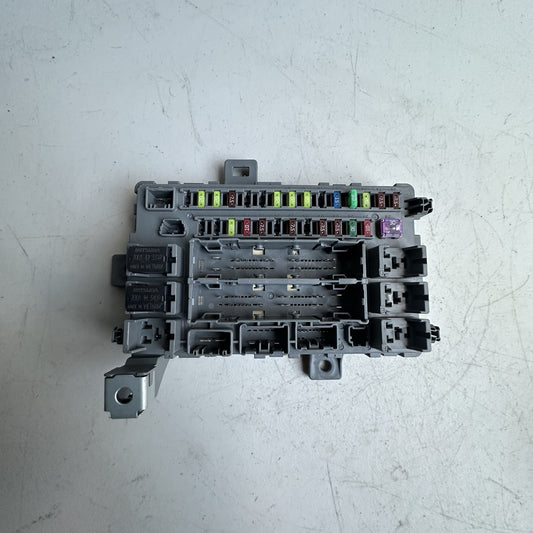 2014-2017 Acura RLX OEM Right Front Dash Fuse Box Module Junction Box