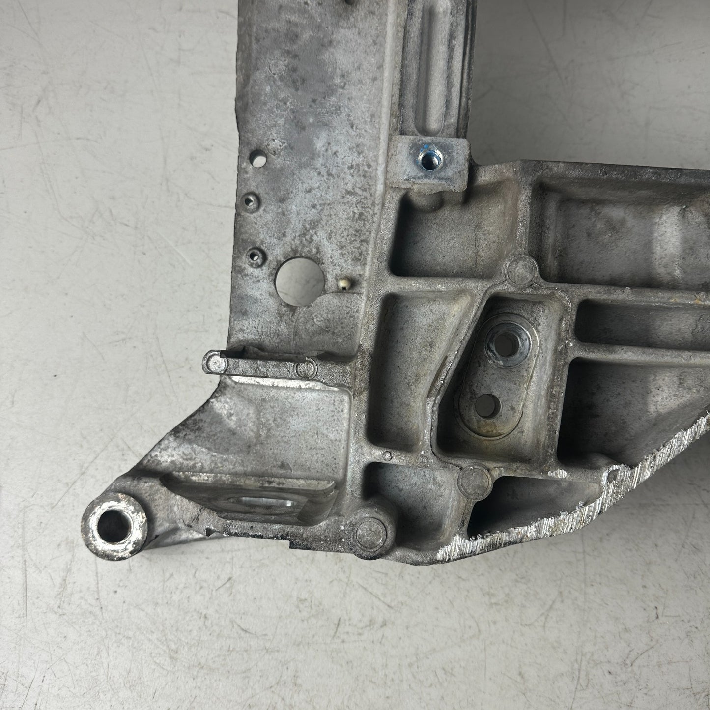 05-13 CHEVROLET CORVETTE C6 FRONT SUSPENSION SUBFRAME CROSSMEMBER CARRIER OEM