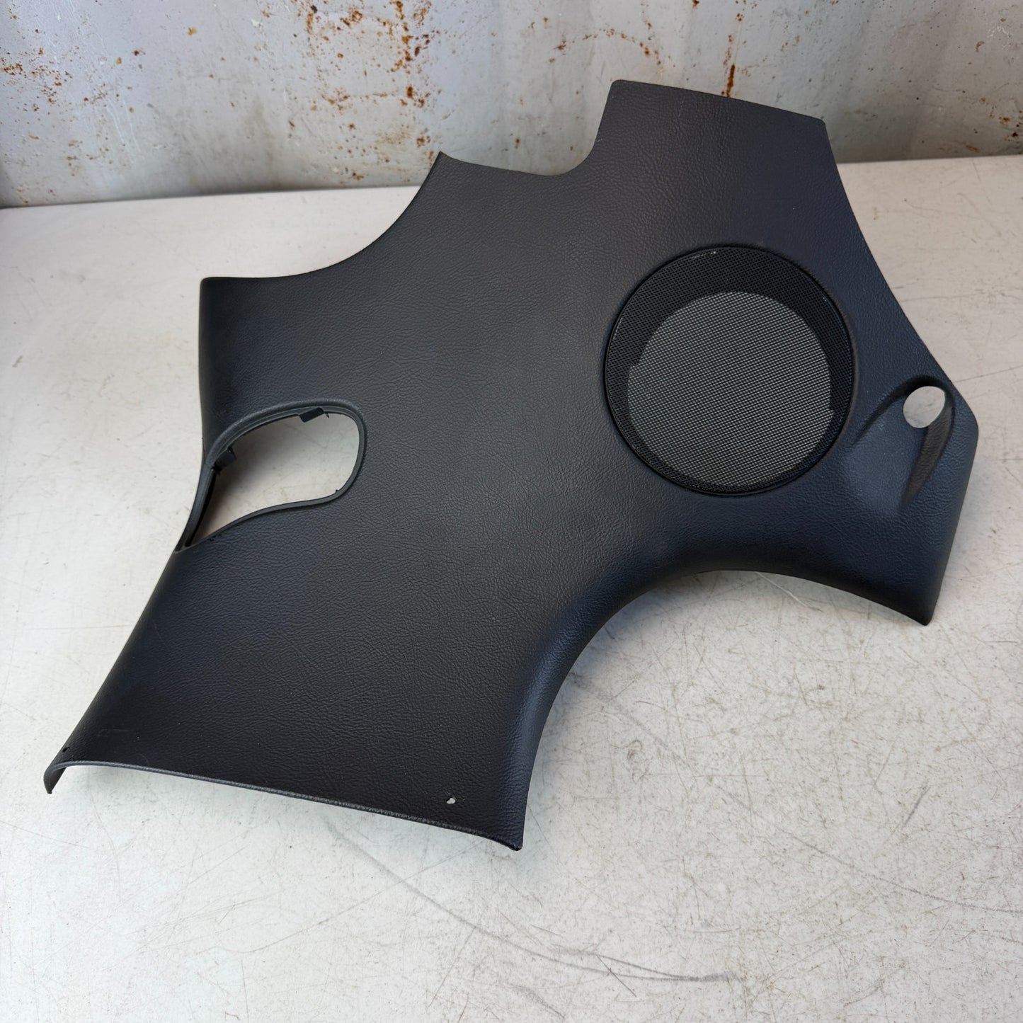 2005-2013 CHEVROLET CORVETTE C6 REAR RIGHT UPPER QUARTER TRIM PANEL 15277640 OEM