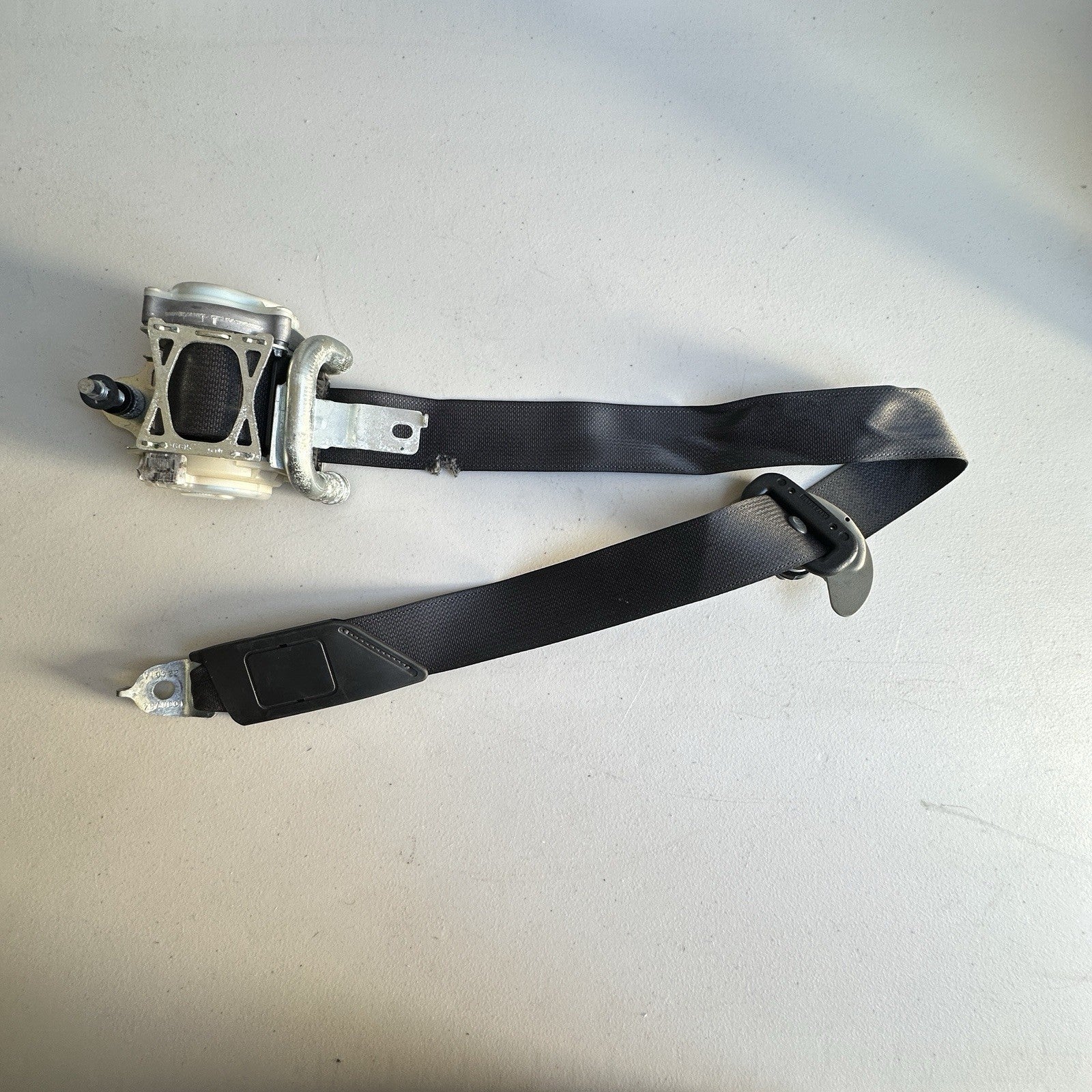 2013 - 2017 Honda Accord Sedan Seatbelt Right Passenger Side Seat Belt OEM Black