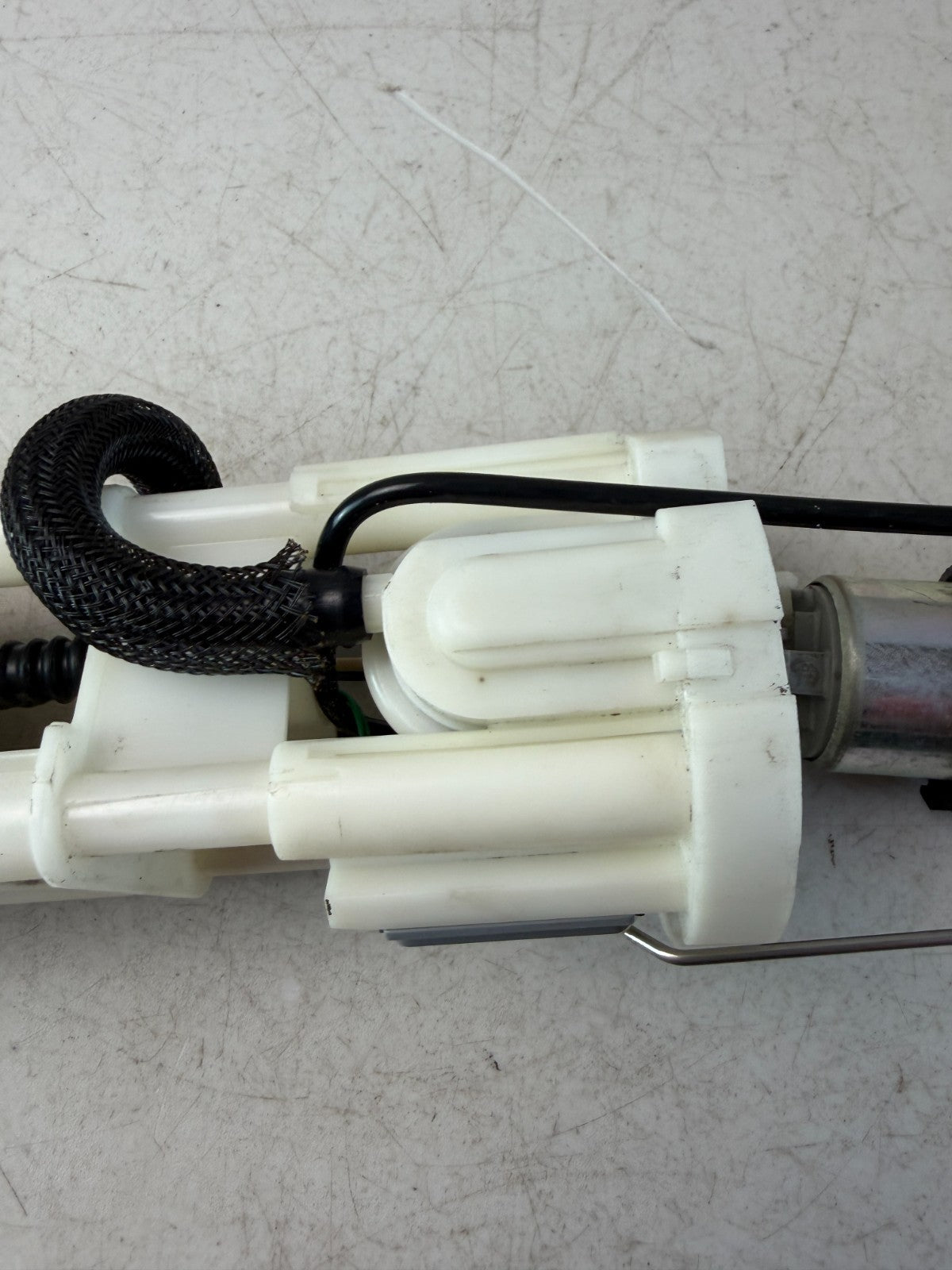 05-13 CHEVROLET CORVETTE CADILLAC XLR LEFT FUEL PUMP MODULE ASSEMBLY TANK OEM
