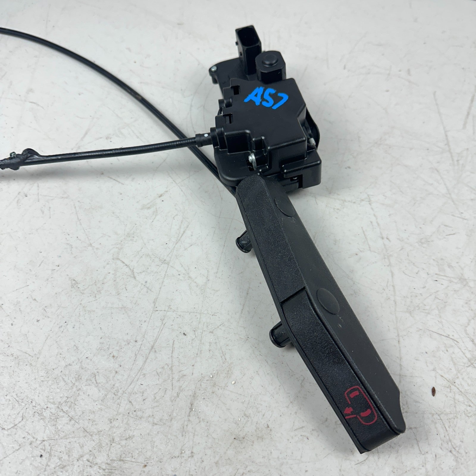 2005-2013 CHEVROLET CORVETTE C6 RIGHT SIDE DOOR LATCH ACTUATOR & HANDLE OEM