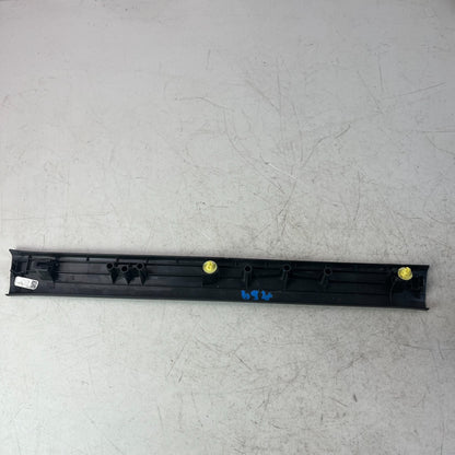 2017-2022 HONDA CR-V CRV FRONT RIGHT PASSENGER DOOR SILL GANISH 84201-TLA-A00