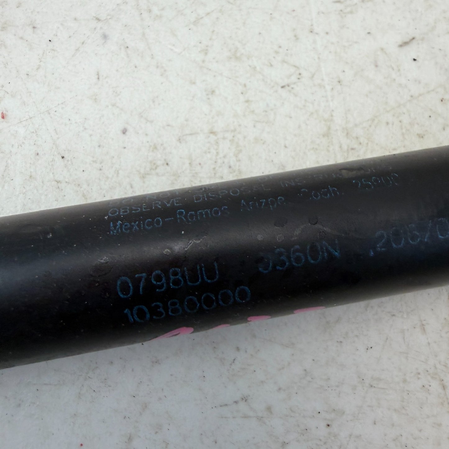 2005-2013 CHEVROLET CORVETTE REAR TRUNK LID LIFT SUPPORT SHOCK STRUT PAIR OEM