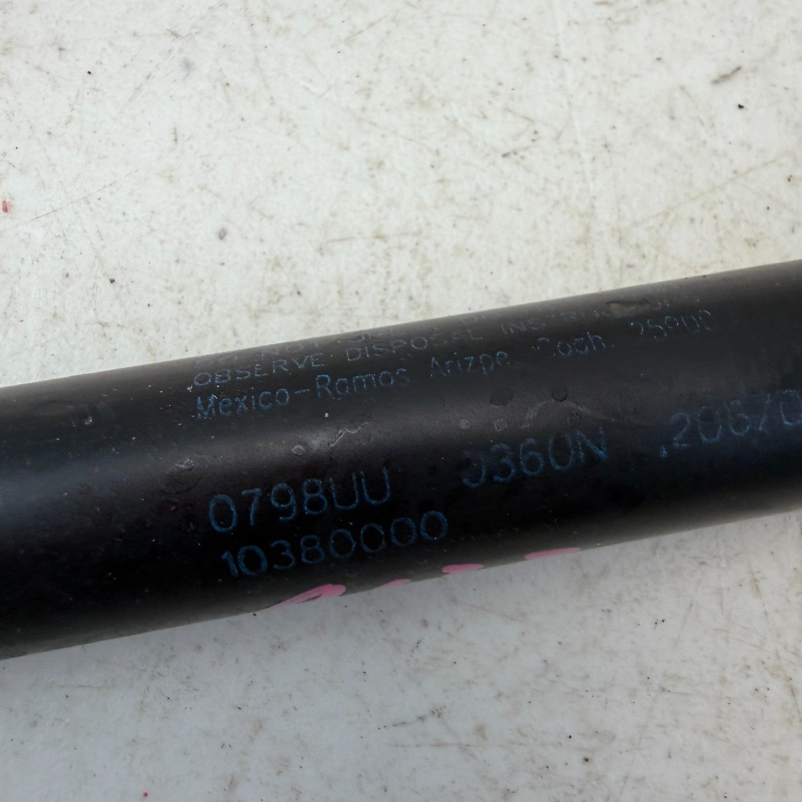 2005-2013 CHEVROLET CORVETTE REAR TRUNK LID LIFT SUPPORT SHOCK STRUT PAIR OEM