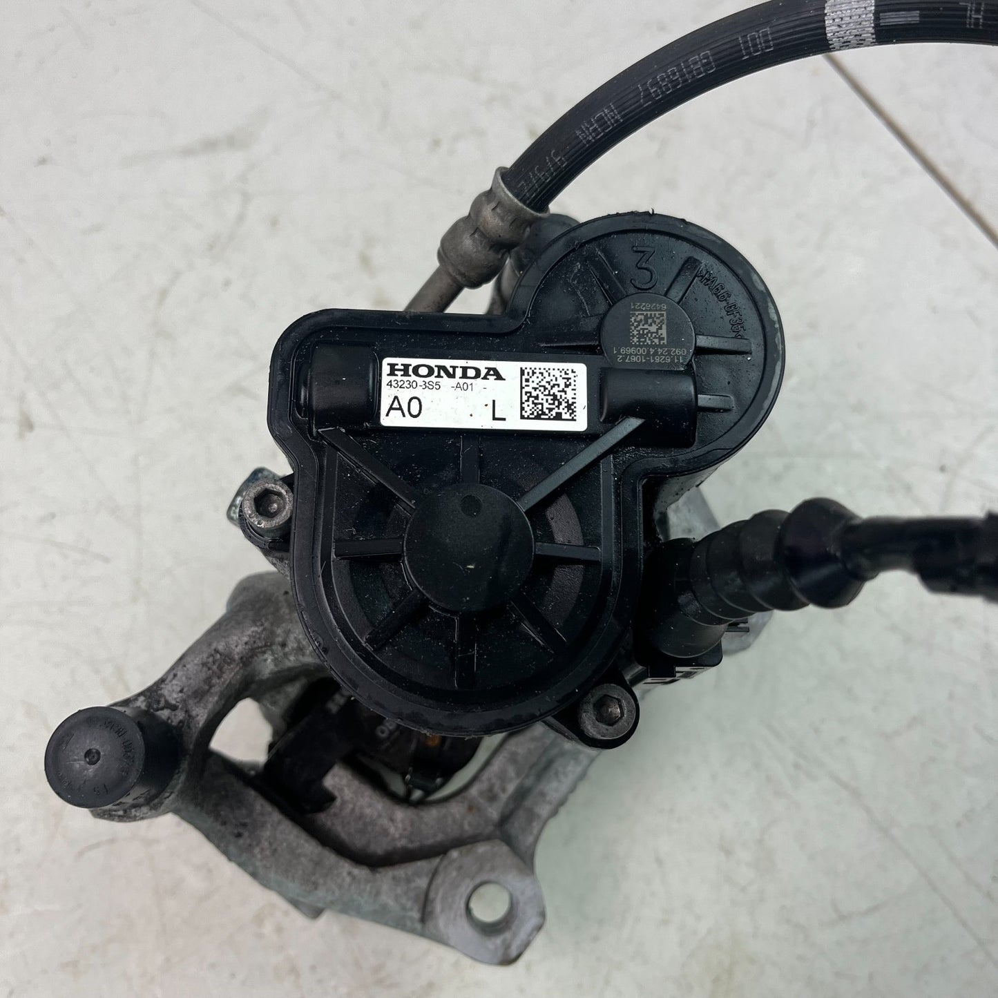 2023-2025 ACURA INTEGRA REAR LEFT DRIVER SIDE BRAKE CALIPER W/ CABLE 432303S5A01