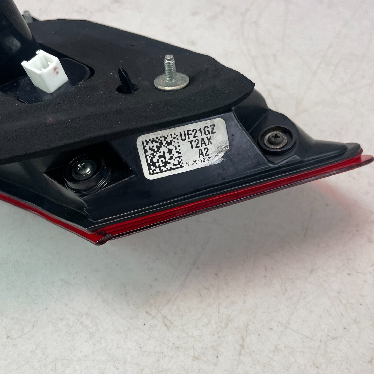2016-2017 HONDA ACCORD REAR LEFT SIDE INNER TAIL LIGHT LAMP 34155-T2A-A21 OEM