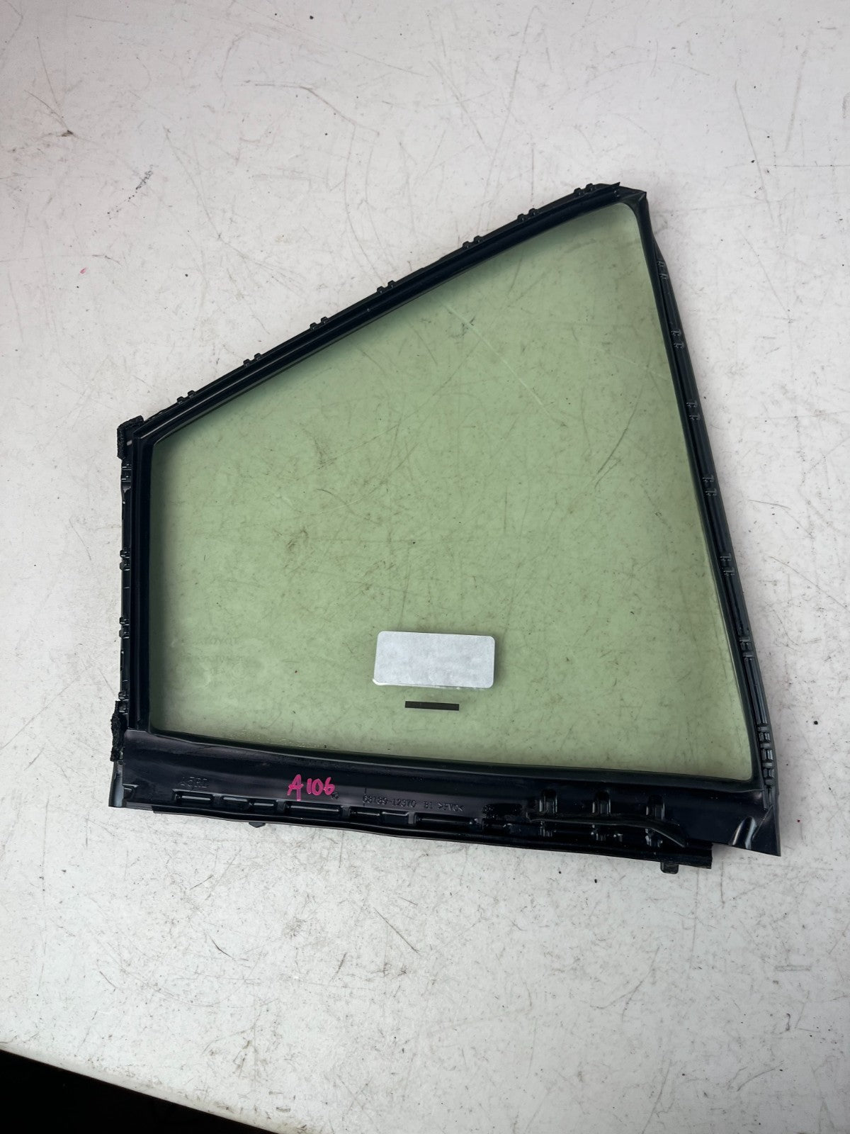2020-2025 TOYOTA COROLLA REAR LEFT DRIVER SIDE DOOR WINDOW CORNER VENT GLASS OEM