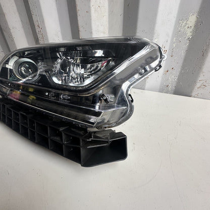   2017-2022 HONDA CR-V RIGHT PASSENGER SIDE HALOGEN HEADLIGHT OEM