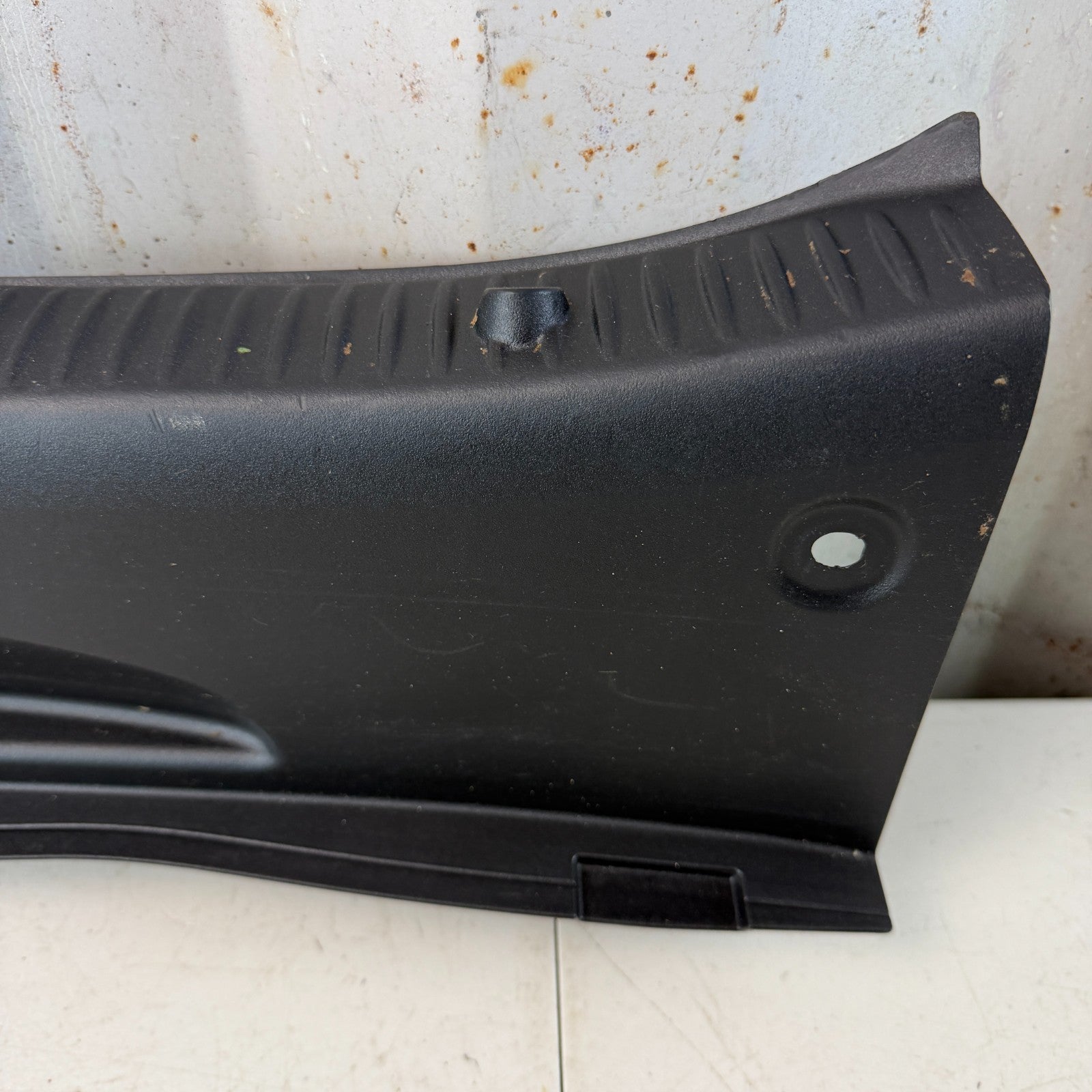 2015-2021 MERCEDES-BENZ W205 C300 REAR TRUNK LID SILL SCUFF PLATE TRIM COVER OEM