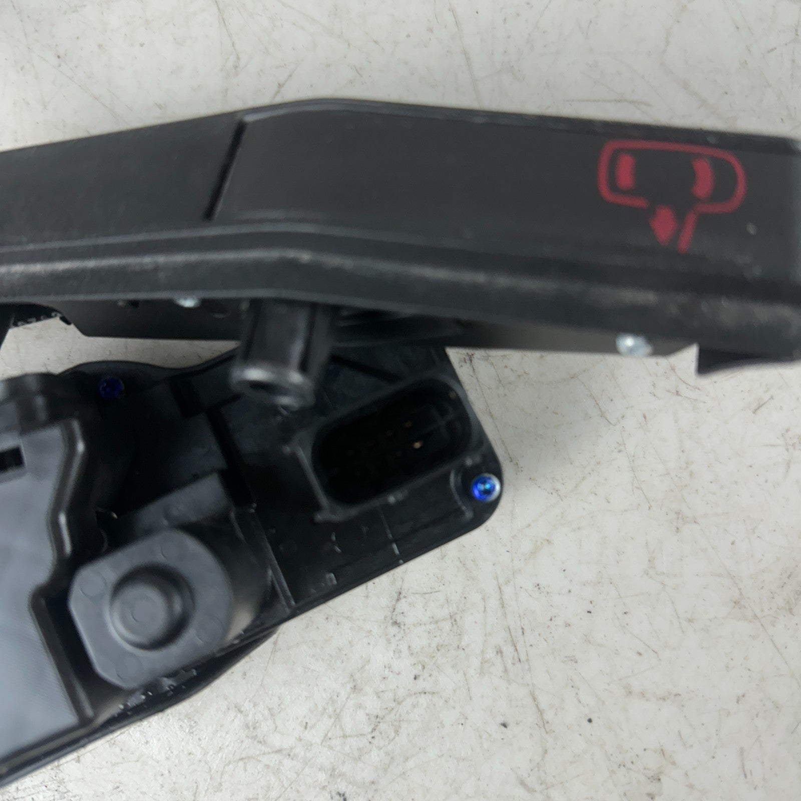 05-13 CHEVY CORVETTE C6 RIGHT PASSENGER SIDE DOOR LOCK MANUAL RELEASE CABLE OEM