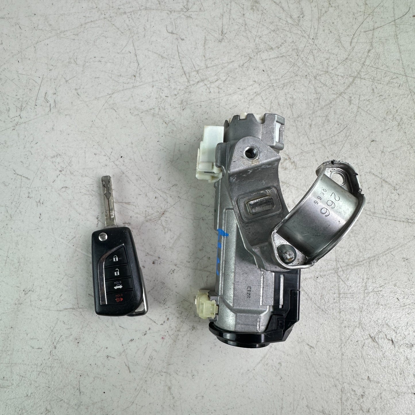 19-22TOYOTA COROLLA ENGINE STARTER IGNITION SWITCH LOCK CYLINDER WITH KEY OEM