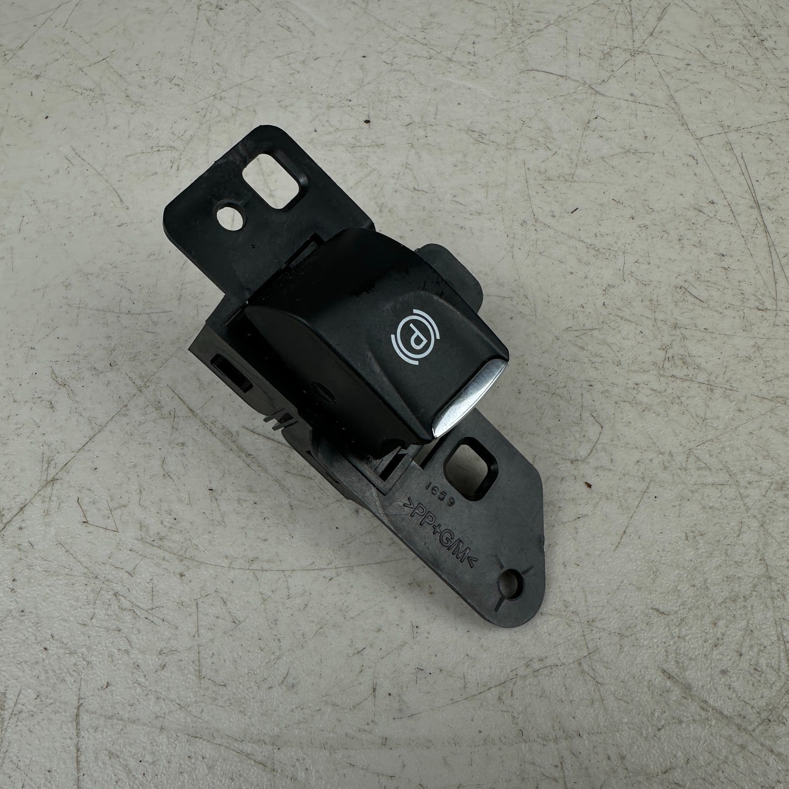 2014 - 2019 CHEVROLET CORVETTE C7 ELECTRONIC PARKING BRAKE CONTROL SWITCH OEM
