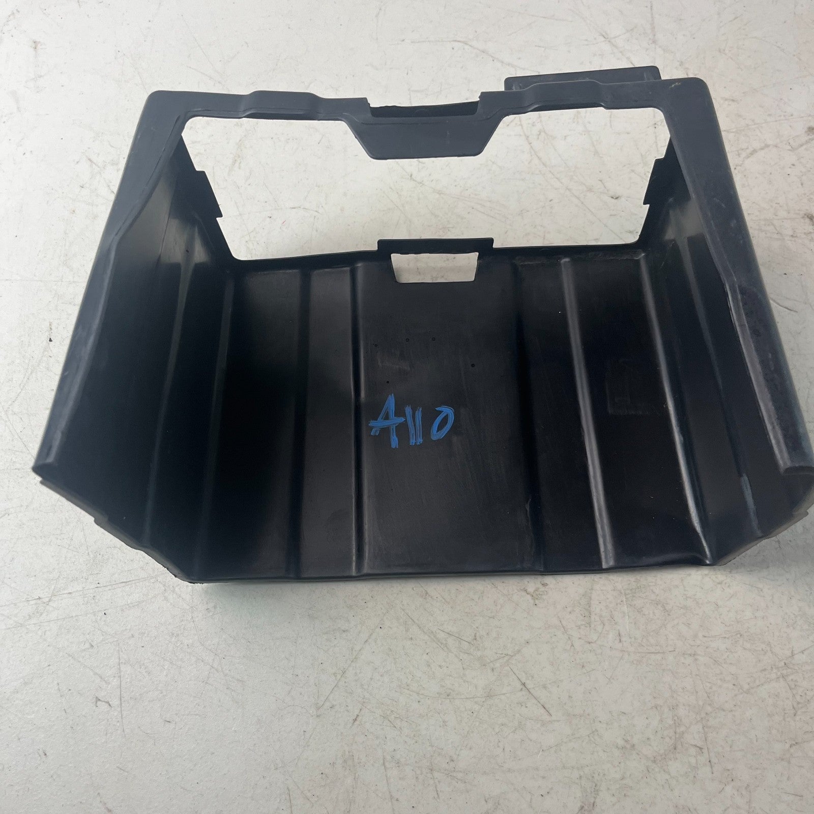 2013-2017 HONDA ACCORD SEDAN UPPER BATTERY BOX LID COVER 31531-T3V-A000 OEM