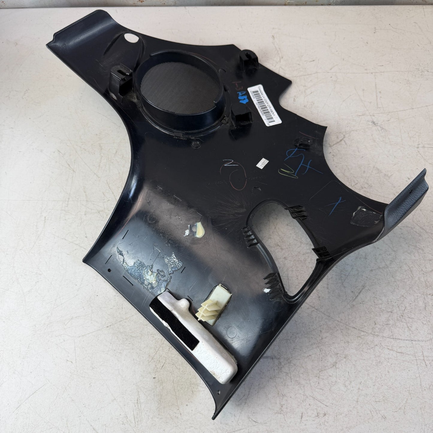 2005-2013 CHEVROLET CORVETTE C6 REAR RIGHT UPPER QUARTER TRIM PANEL 15277640 OEM