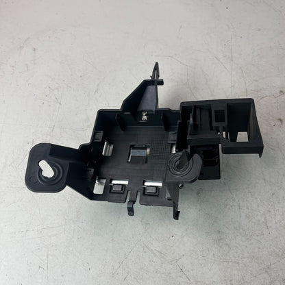 2016-2024 CHEVROLET CAMARO SS FUEL PUMP CONTROL MODULE W/ BRACKET 84084066 OEM