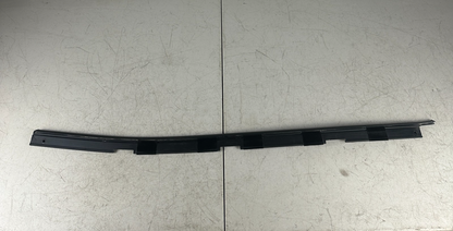 2014-2019 CHEVROLET CORVETTE C7 WINDSHIELD UPPER HEAD TRIM MOLDING COVER OEM
