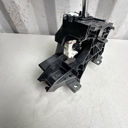 2020-2022 TOYOTA COROLLA FLOOR GEAR SHIFTER BLACK 2.0L AT FWD