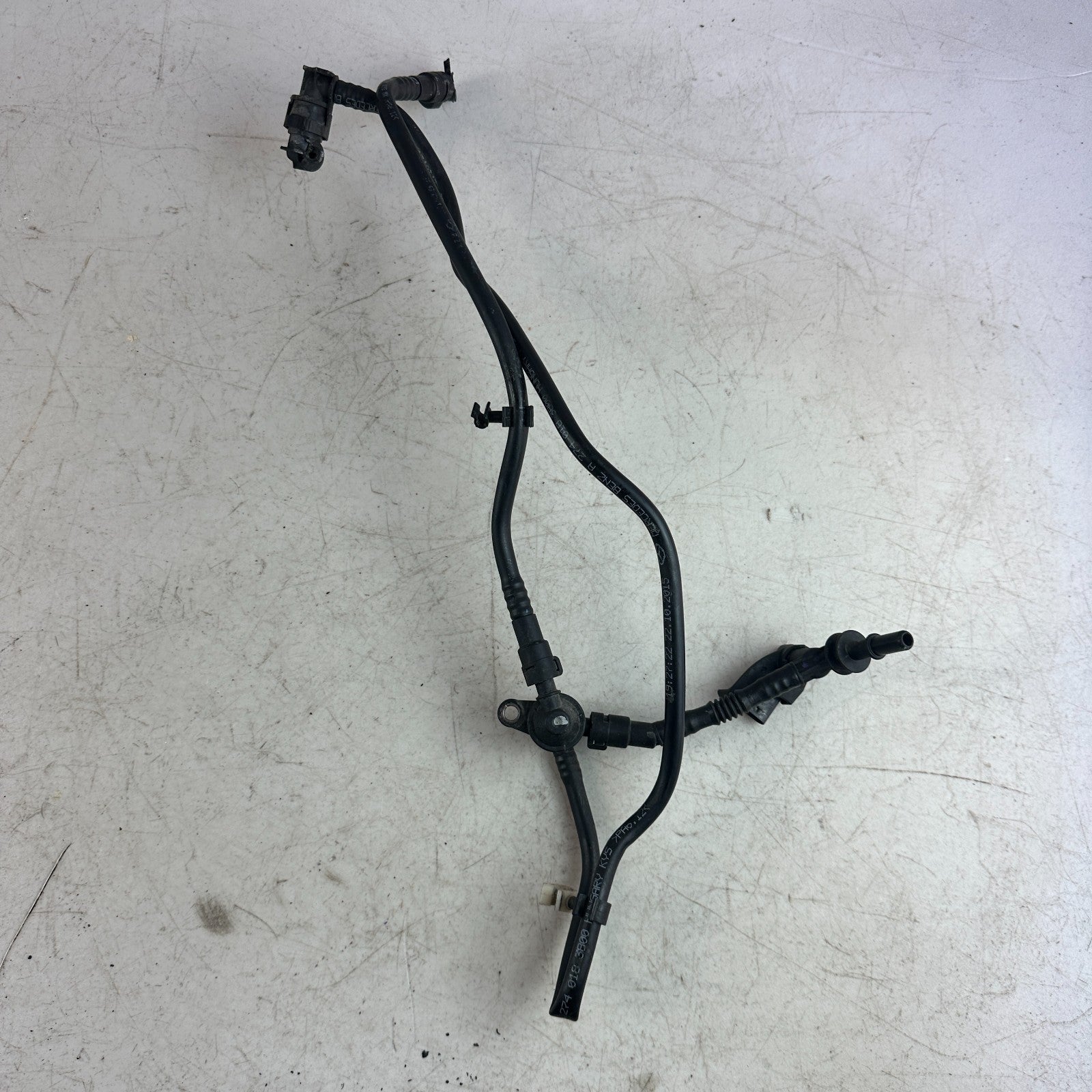 2015-2021 MERCEDES W205 C300 2.0L VAPOR CANISTER PURGE HOSE TUBE A2740183800 OEM