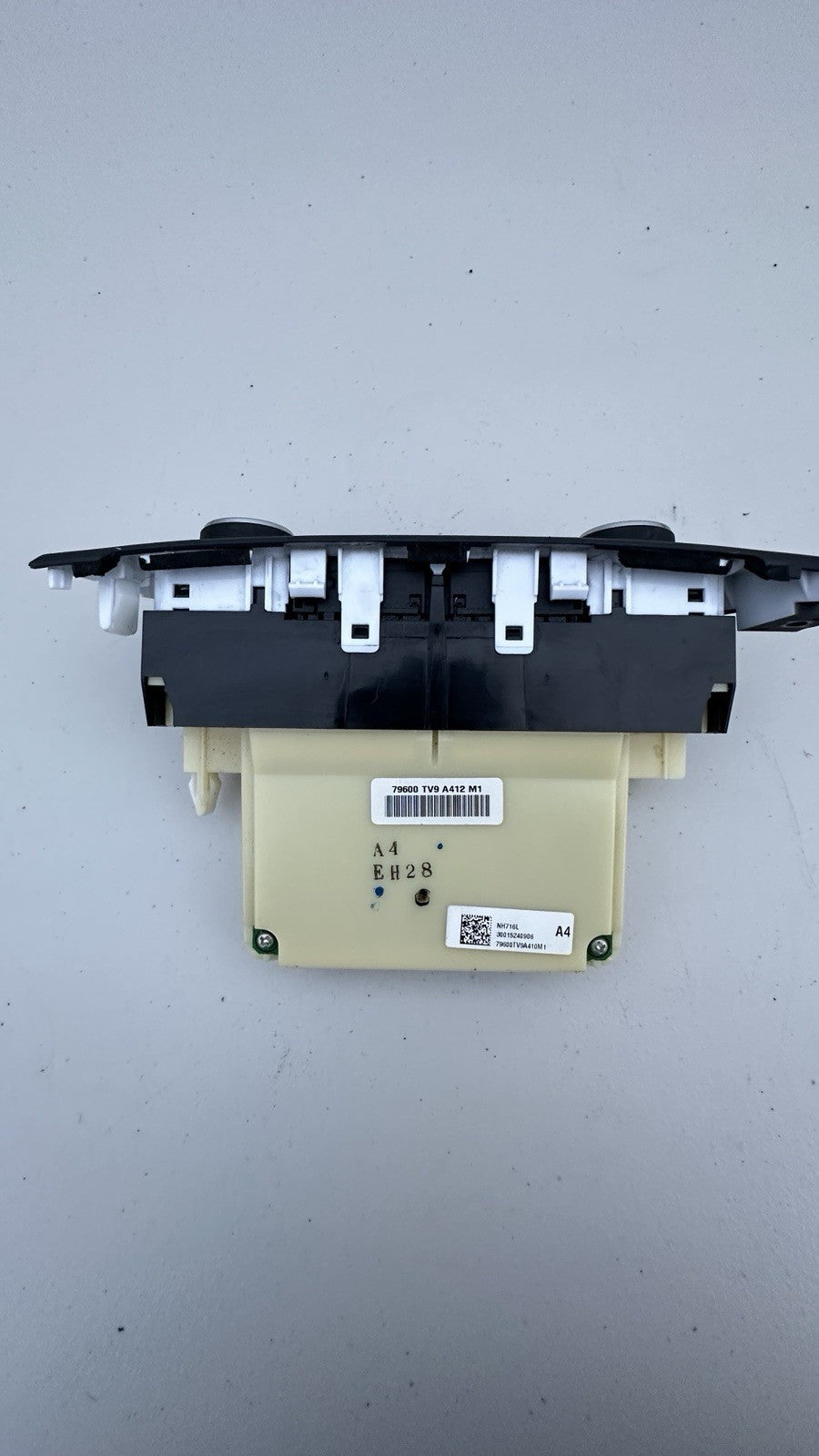 2016-2018 Acura ILX Climate Control Switches 79600TV9A412 OEM