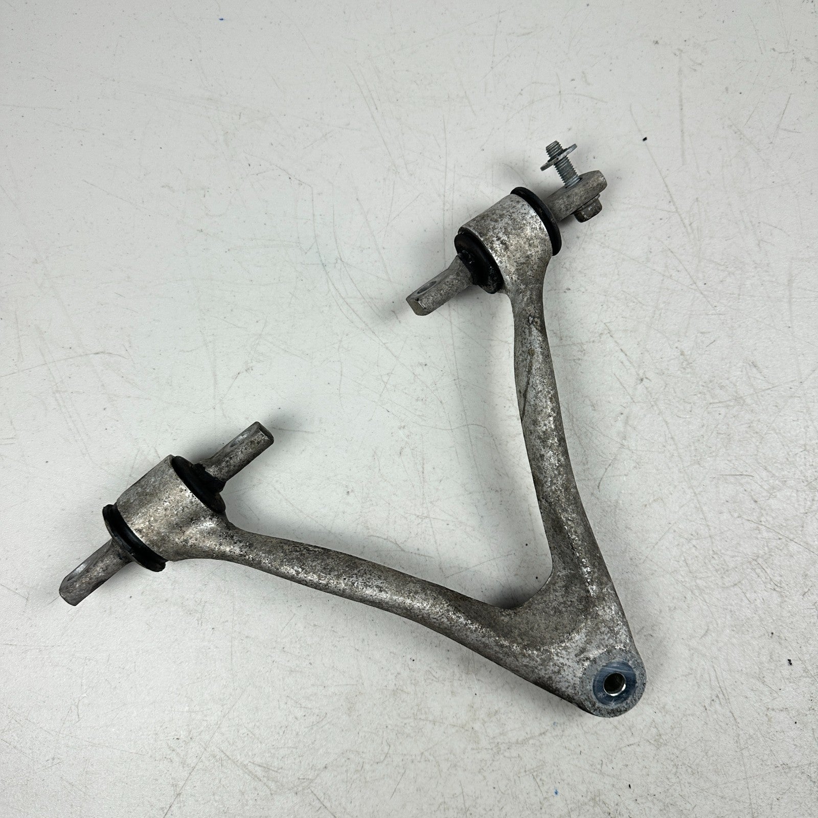 2005-2013 CHEVROLET CORVETTE C6 FRONT LEFT DRIVER SDIE UPPER CONTROL ARM OEM