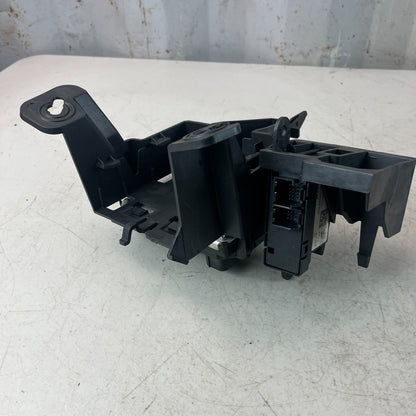 2016-2024 CHEVROLET CAMARO SS FUEL PUMP CONTROL MODULE W/ BRACKET 84084066 OEM