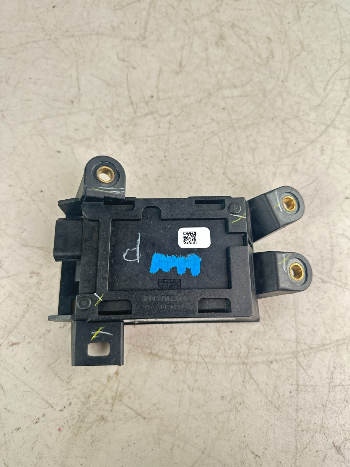 2014-17 ACURA RLX REAR RIGHT PASSENGER SIDE BLIND SPOT SENSOR CONTROL MODULE OEM