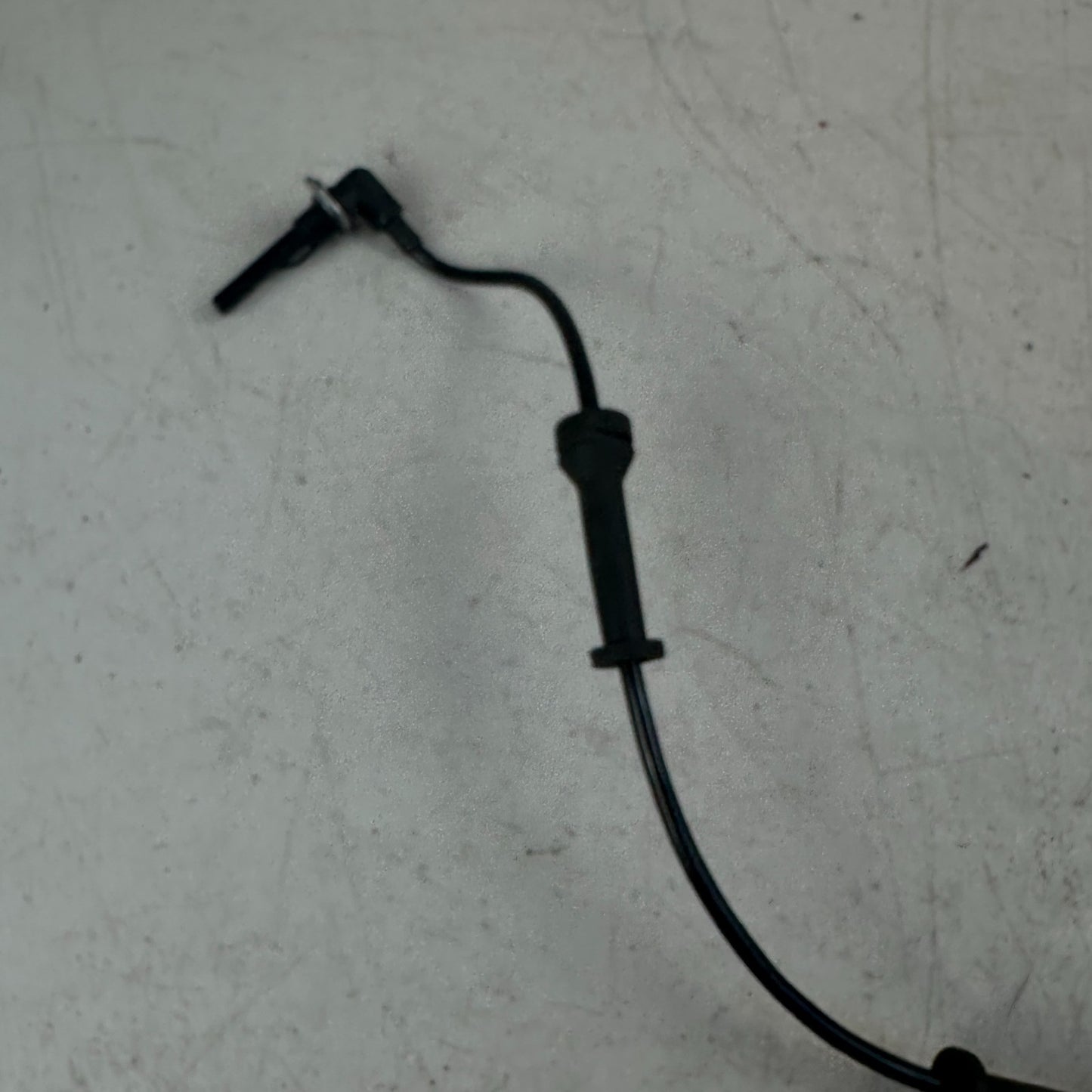 2014-2019 CHEVROLET CORVETTE C7 FRONT RIGHT SIDE ABS WHEEL SPEED SENSOR OEM