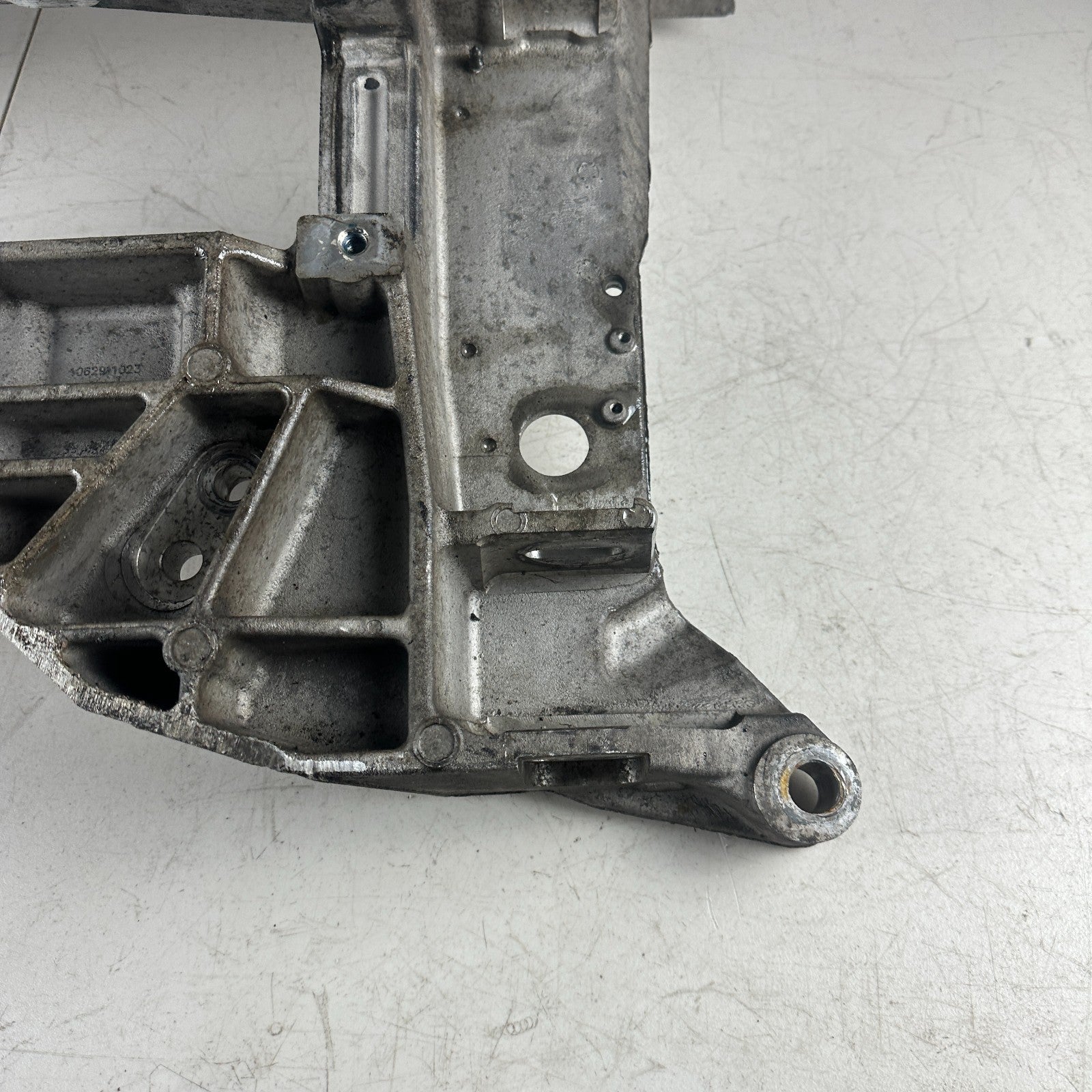 05-13 CHEVROLET CORVETTE C6 FRONT SUSPENSION SUBFRAME CROSSMEMBER CARRIER OEM