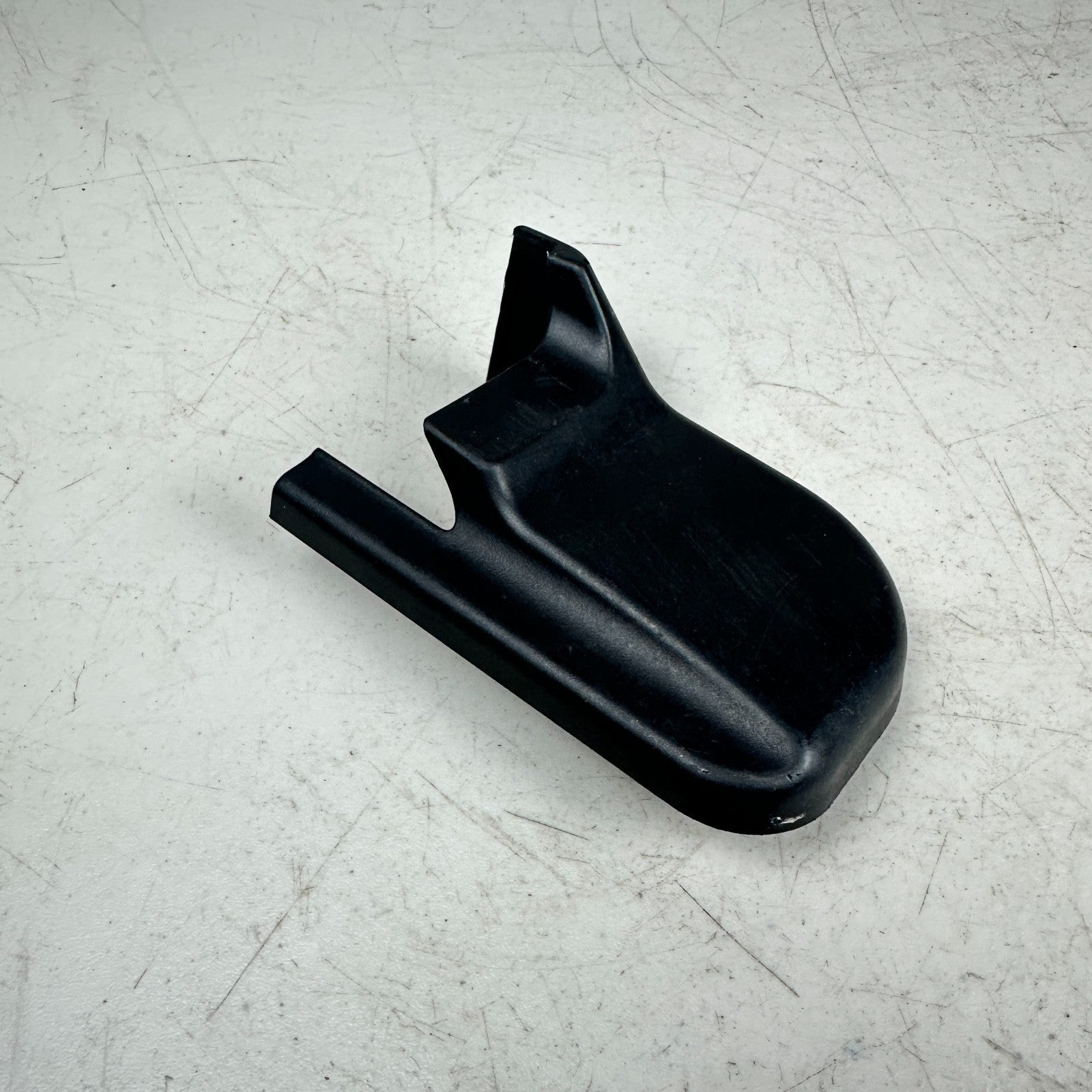14-19 CHEVROLET CORVETTE C7 REAR LEFT DRIVER SIDE OUTER SEAT RAIL COVER TRIM OEM