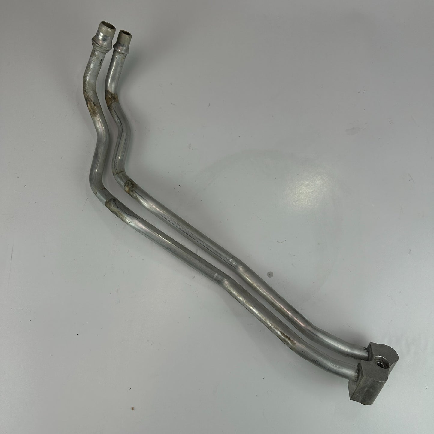 2014-2019 CHEVROLET CORVETTE C7 AC HEATER COOLANT HOSE TUBE PIPE OEM 23177282