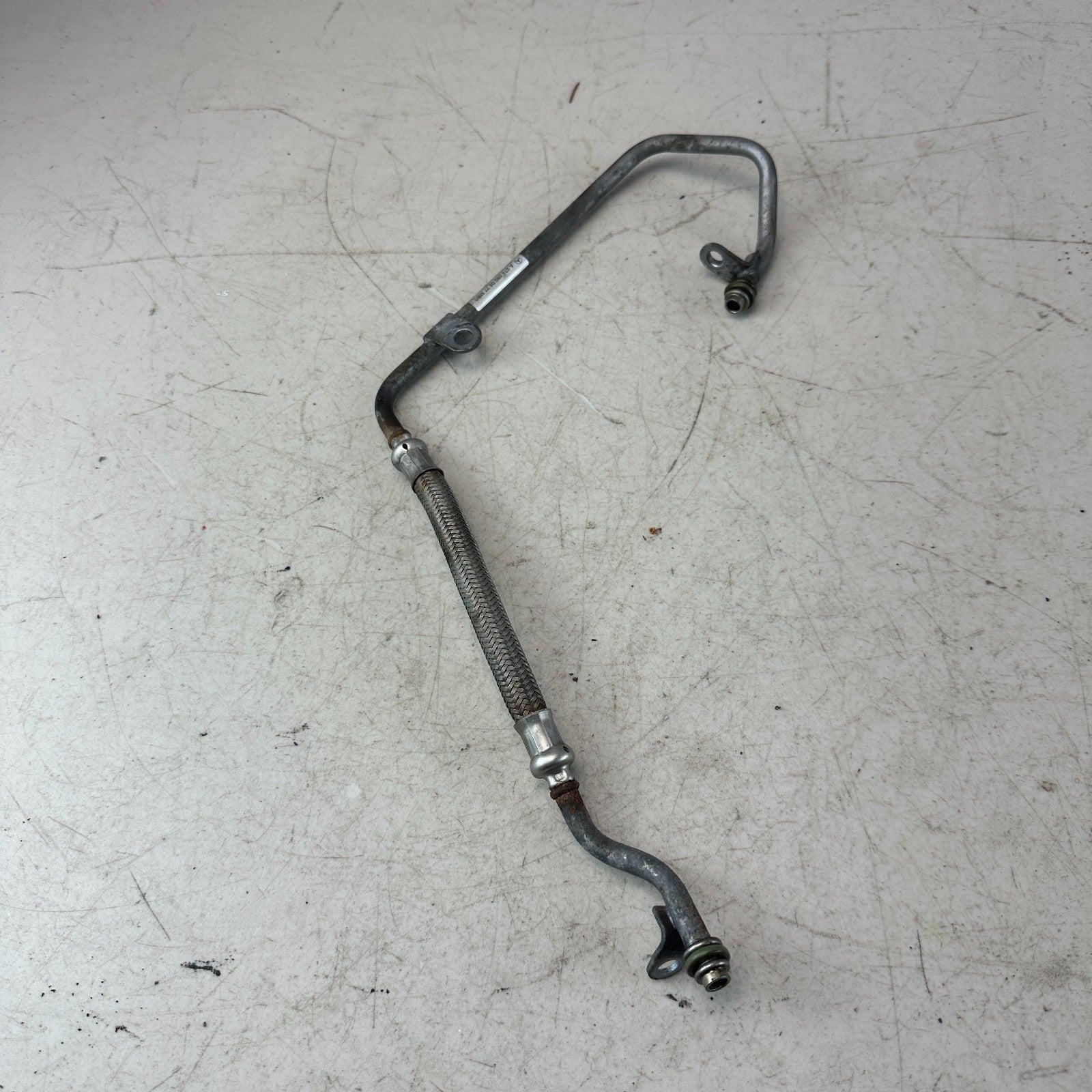 2015-2018 MERCEDES W205 C300 ENGINE TURBOCHARGER OIL FEED HOSE LINE PIPE OEM