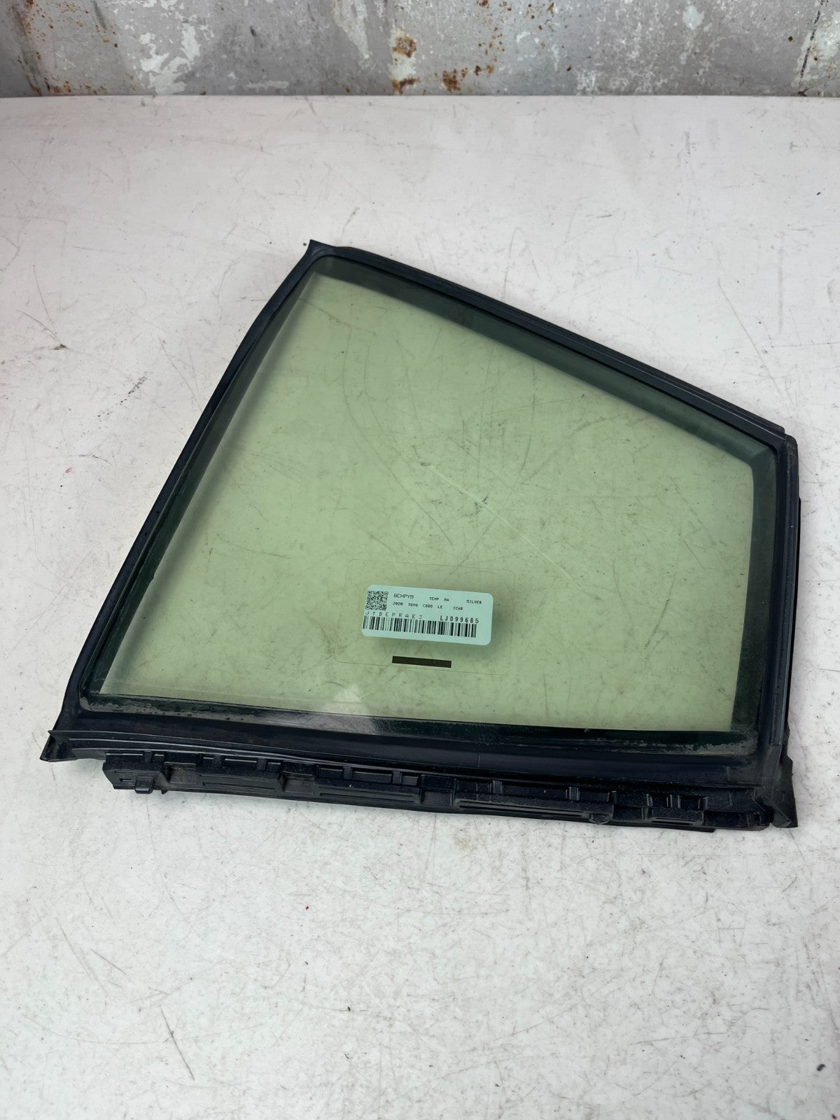 2020-2025 TOYOTA COROLLA REAR LEFT DRIVER SIDE DOOR WINDOW CORNER VENT GLASS OEM