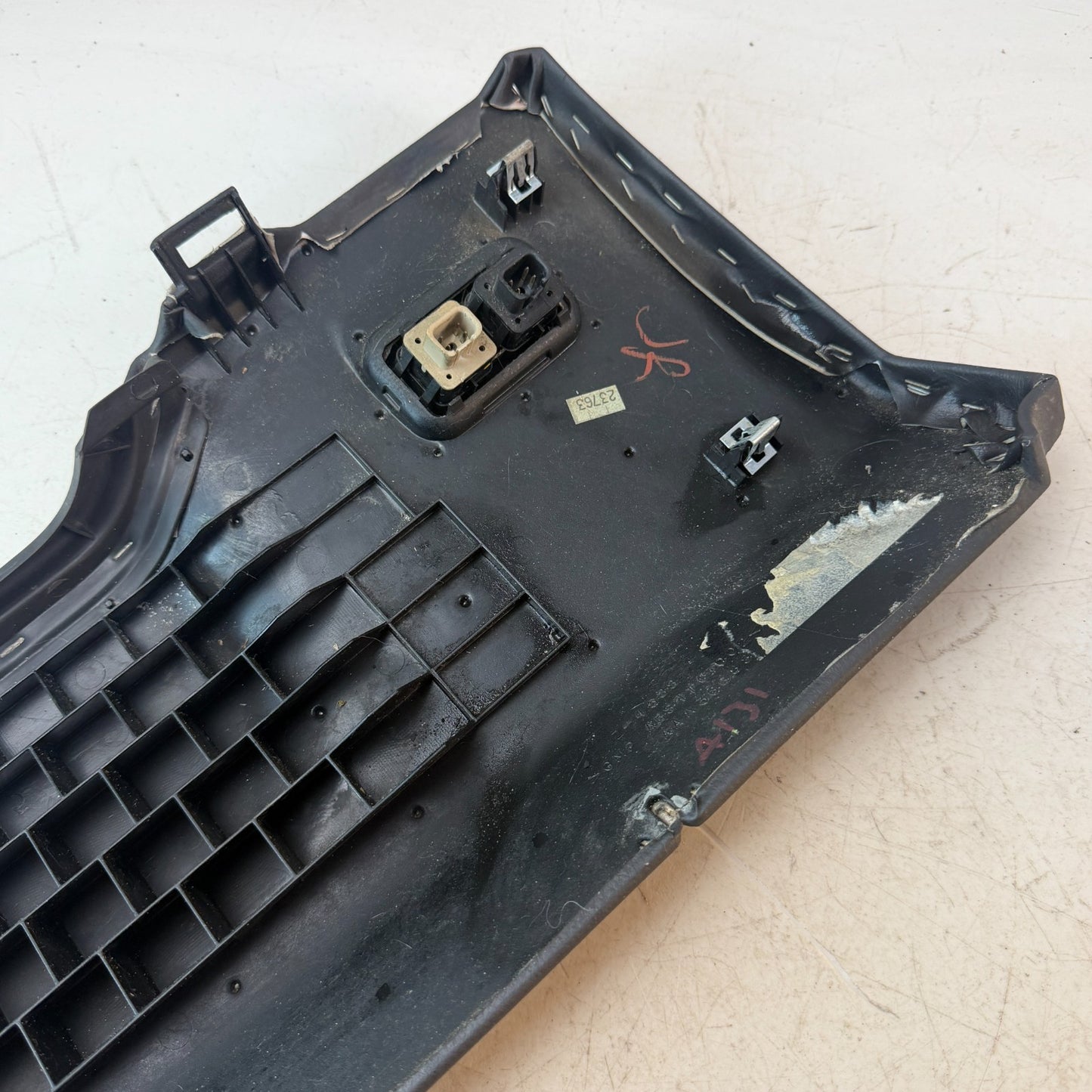 05-13 CHEVROLET CORVETTE C6 FRONT LEFT LOWER DASH KICK PANEL BLACK AAA36688 OEM