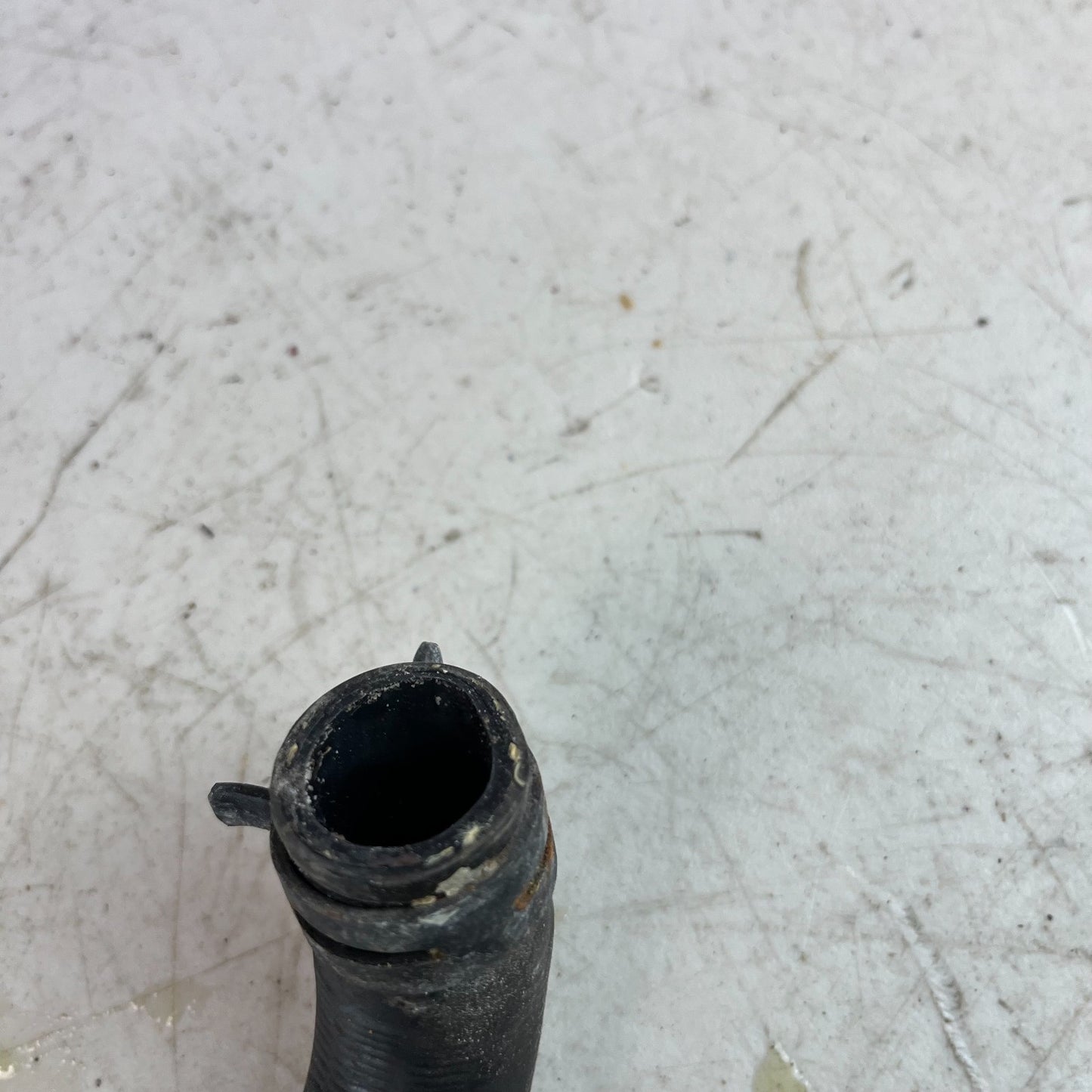 2015-2021 MERCEDES W205 C300 HVAC HEATER COOLANT HOSE TUBE PIPE LINE A2058301502