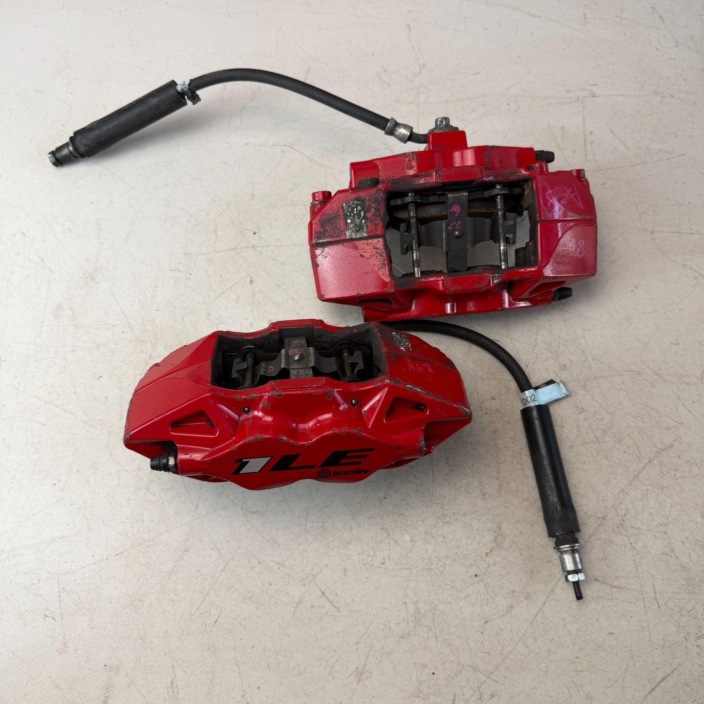 2017-2024 CHEVROLET CAMARO REAR LEFT & RIGHT BREMBO BRAKE CALIPERS PAIR RED OEM