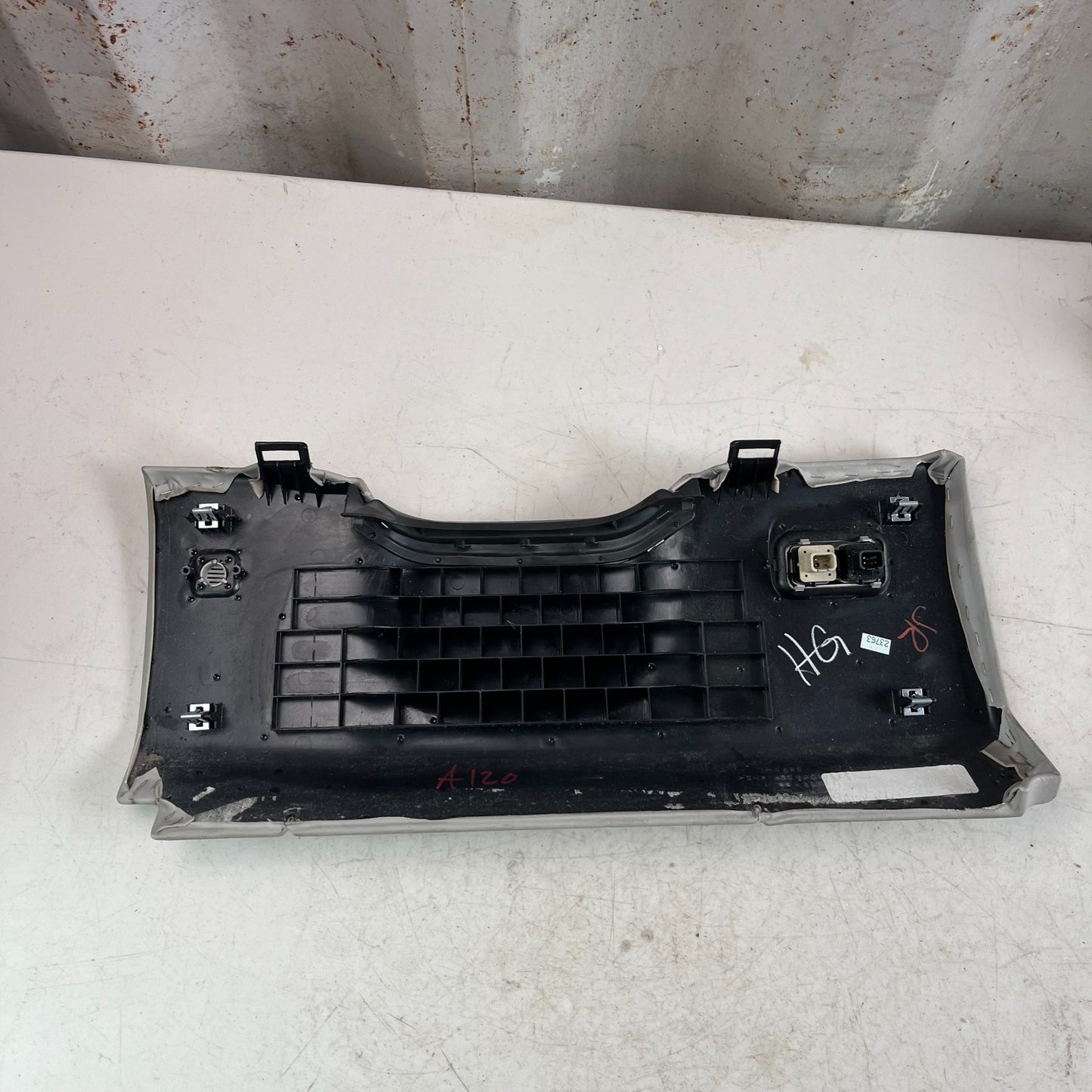 2005-2013 CHEVROLET CORVETTE LEFT DRIVER SIDE LOWER KNEE BOLSTER TRIM PANEL OEM