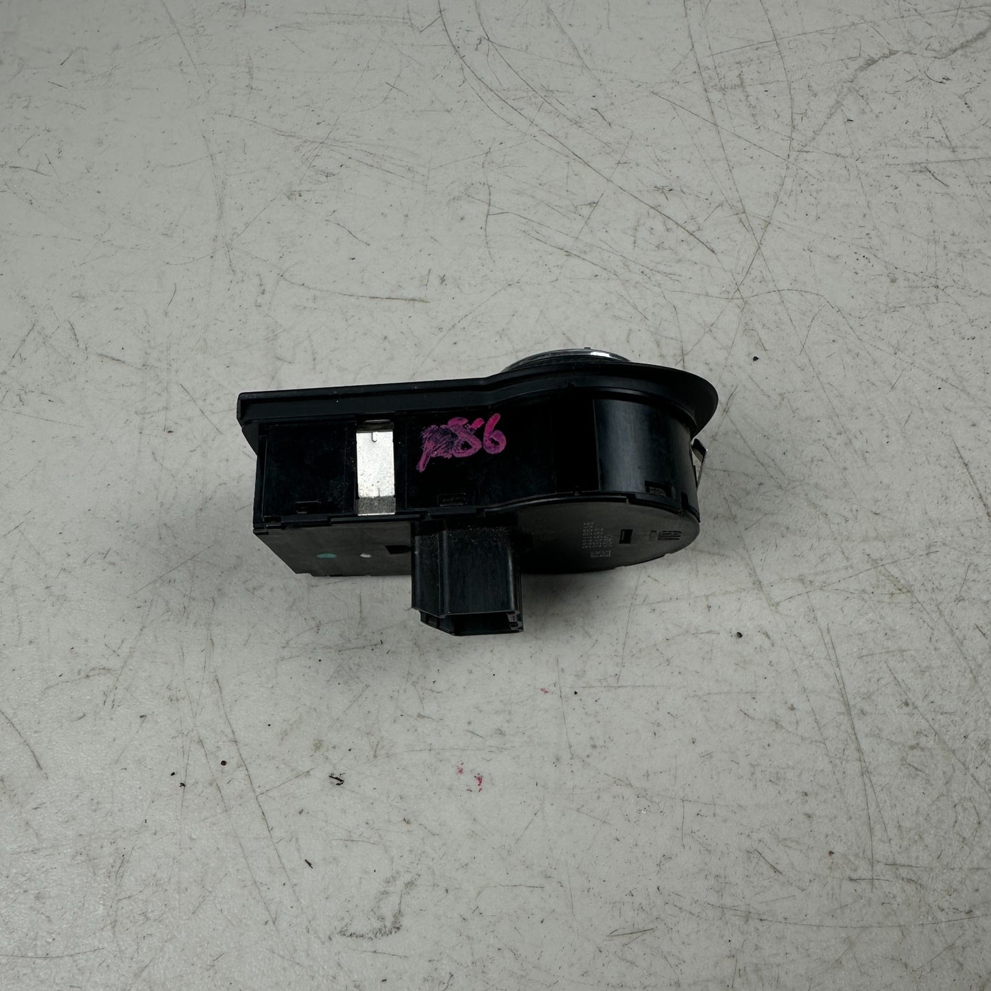 2010-2015 CHEVROLET CAMARO HEADLIGHT LAMP CONTROL SWITCH BLACK 92218816 OEM