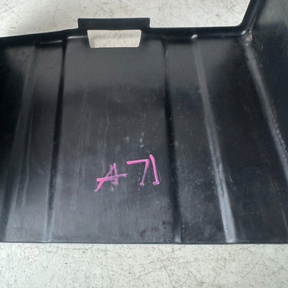2017 - 2022 HONDA CR-V FRONT LOWER BATTERY HOLDER TRAY COVER BOX 31531-SNA OEM