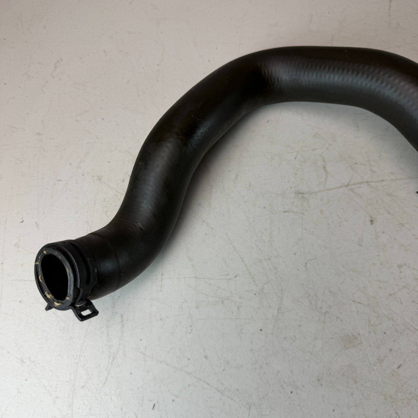 2014 - 2019 CHEVROLET CORVETTE C7 RADIATOR COOLING COOLANT HOSE TUBE PIPE OEM