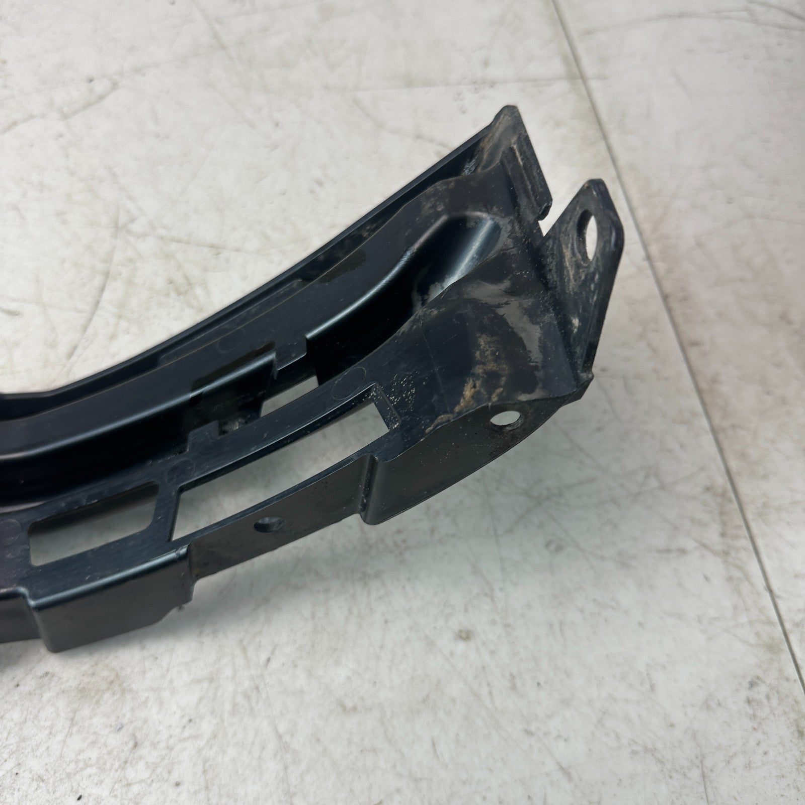 2015-2021 MERCEDES C300 REAR RIGHT BUMPER MOUNT HOLDER BRACKET A2058801802 OEM