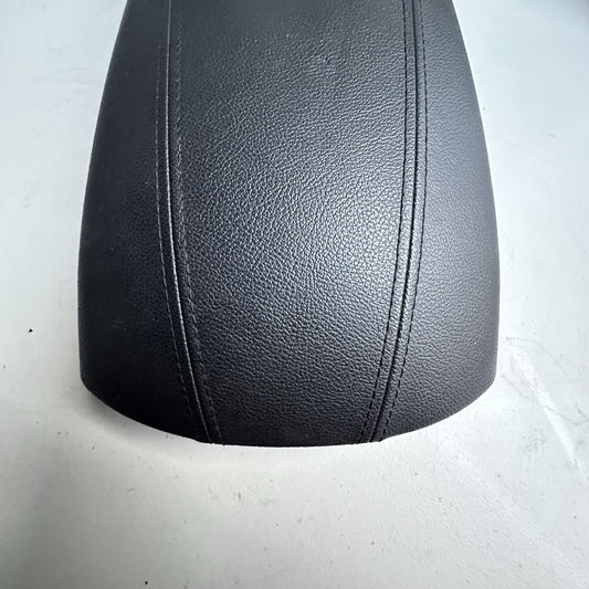 2011-2014 Hyundai Sonata Center Console Armrest Black Leather OEM CLEAN