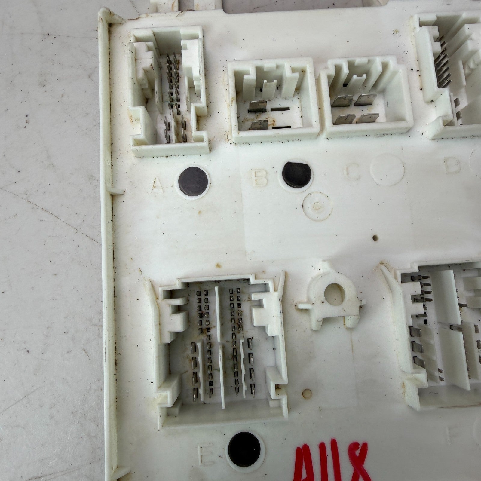 2017-2020 MASERATI LEVANTE SAM BODY CONTROL MODULE UNIT BCU BCM 68406047AB OEM
