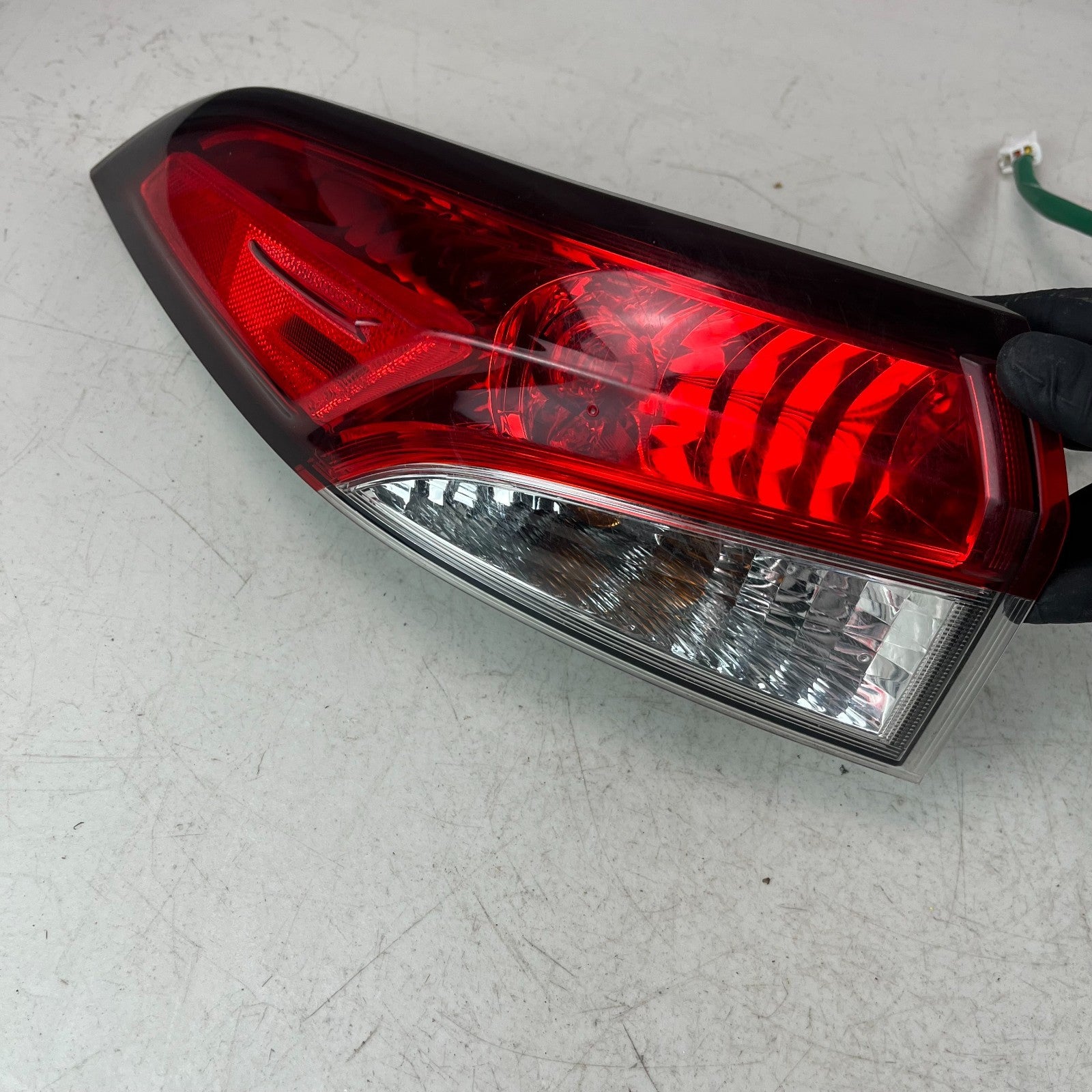 2020-2022 TOYOTA COROLLA REAR LEFT DRIVER OUTER TAIL LIGHT TAILLIGHT LAMP OEM