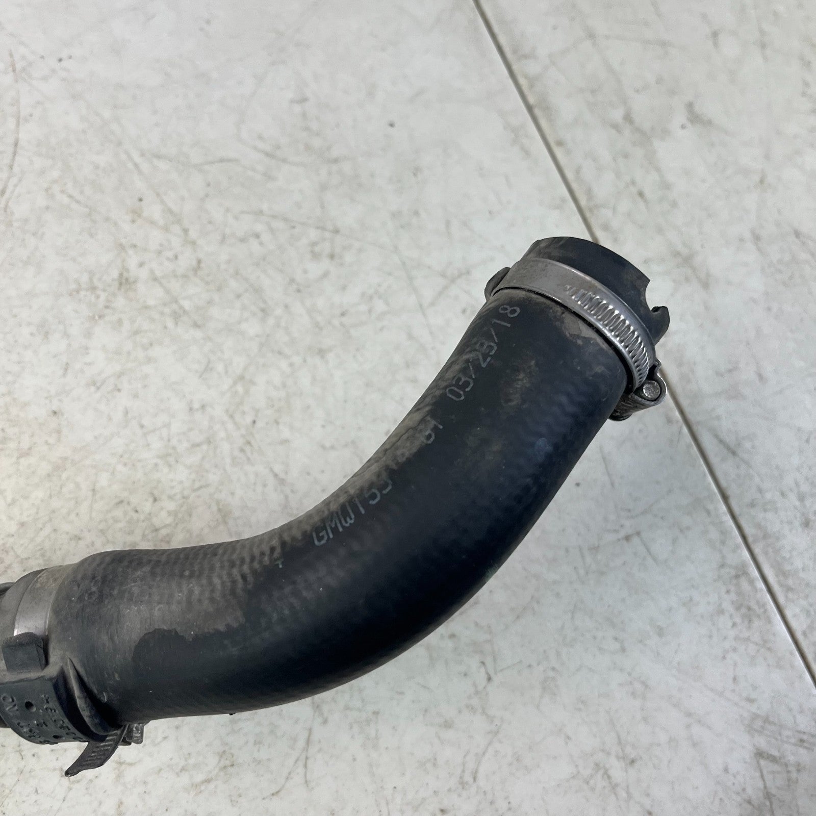 2016-2024 CHEVROLET CAMARO SS FUEL TANK FILLER NECK HOSE 84218958 OEM