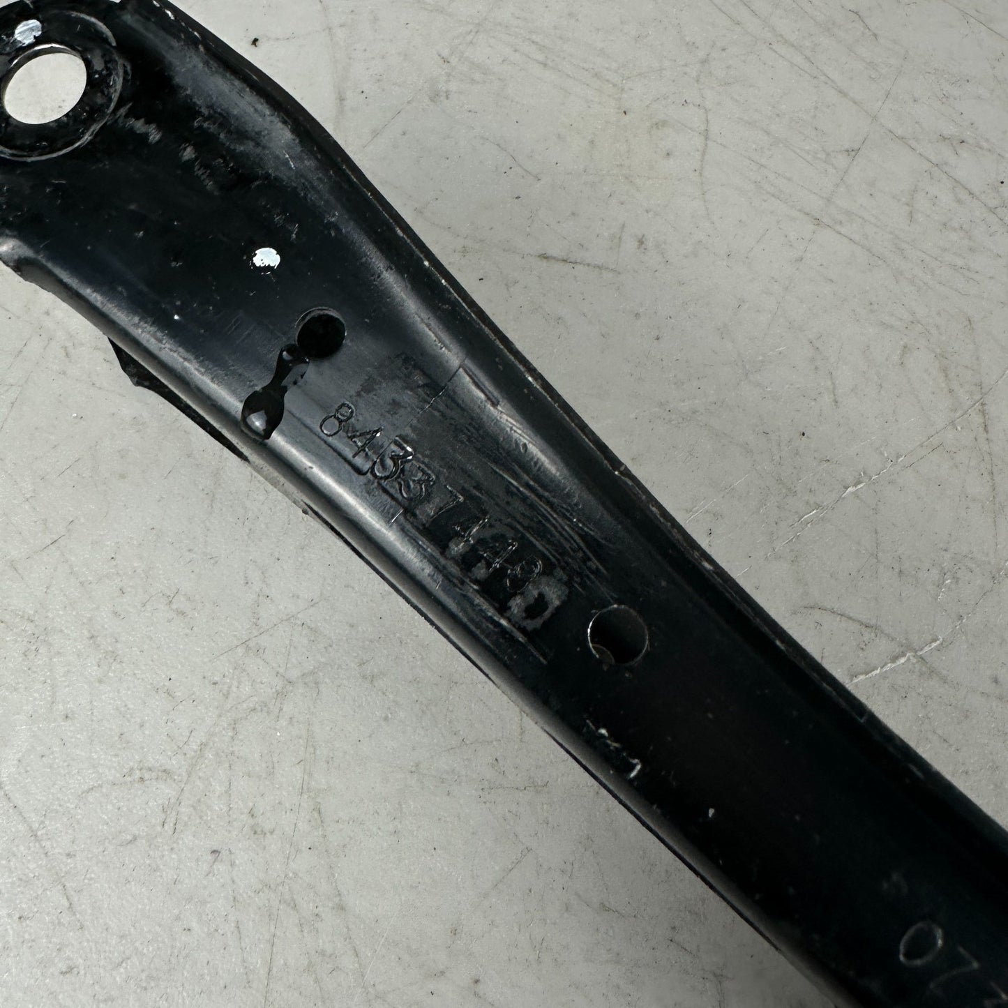 2016-24 CHEVROLET CAMARO REAR RIGHT SIDE UPPER TRAILING CONTROL ARM 84337449 OEM