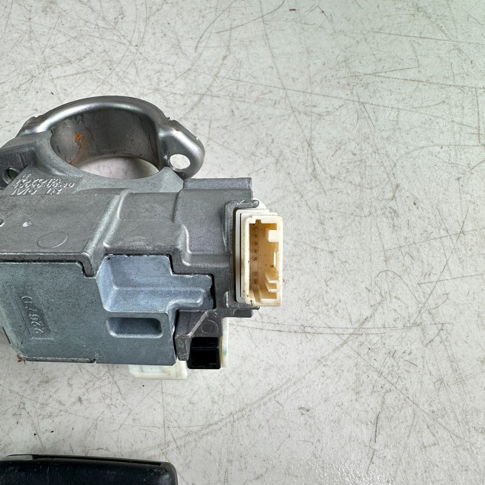 19-22TOYOTA COROLLA ENGINE STARTER IGNITION SWITCH LOCK CYLINDER WITH KEY OEM