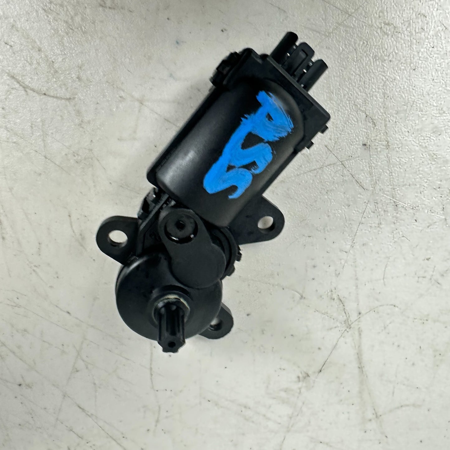 2005-2013 CHEVROLET CORVETTE C6 HEATER VENT BLEND DOOR ACTUATOR MOTOR OEM